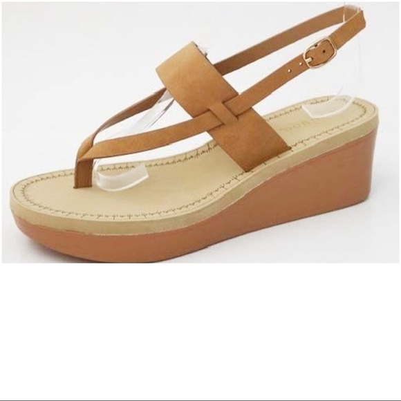 ✨LAST PAIR✨Nude thong wedge sandal - Picture 5 of 5